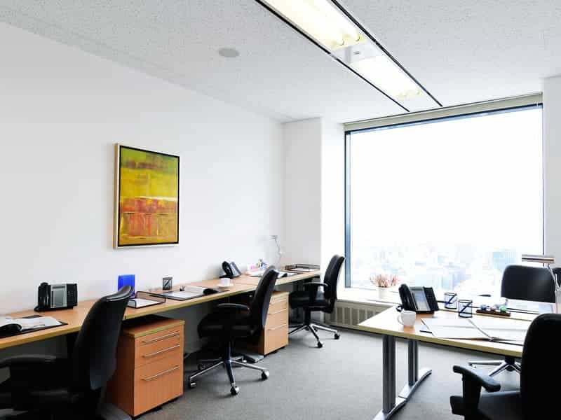 新宿のレンタルオフィス「リージャス新宿パークタワー」